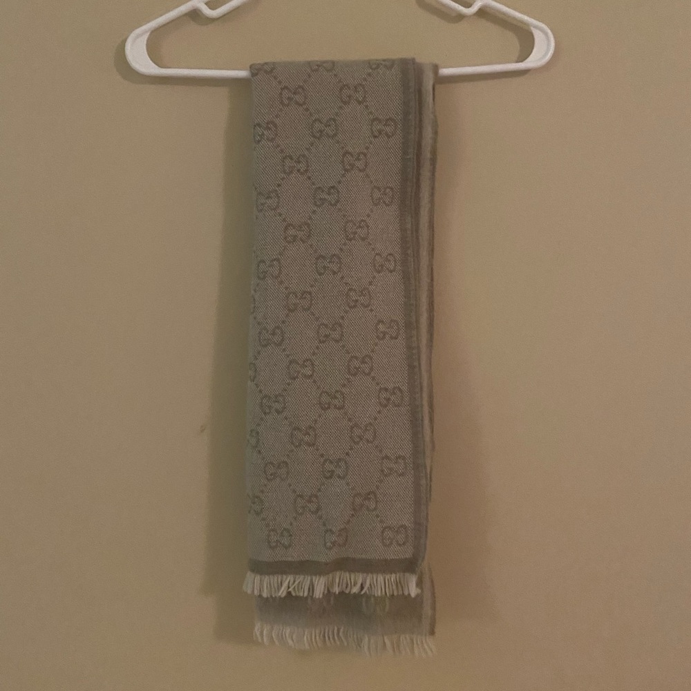 Gucci Cashmere Scarf Beige